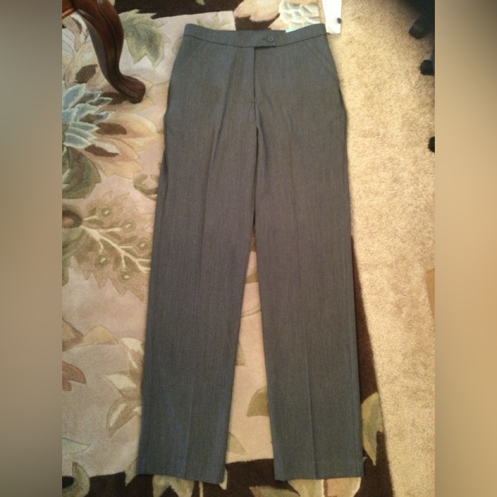The Madison Ave Fit Straight Impressions Gray Women's Trousers Dress Pant 6R NWT